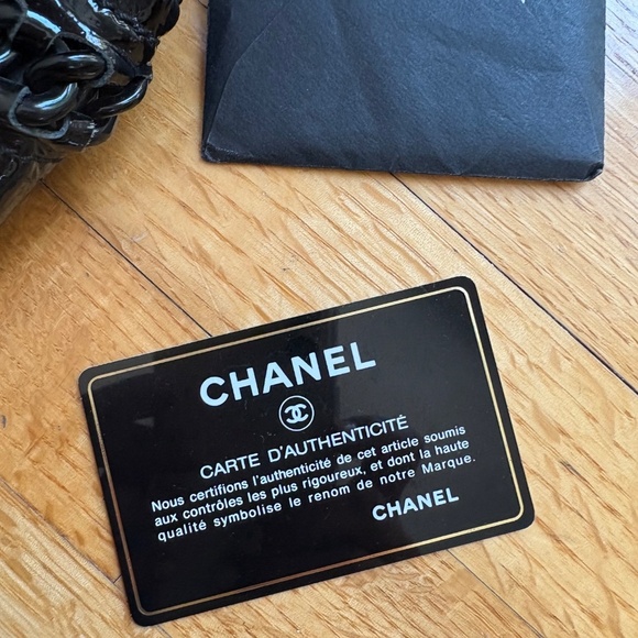 Chanel shoulder bag - Picture 4 of 8